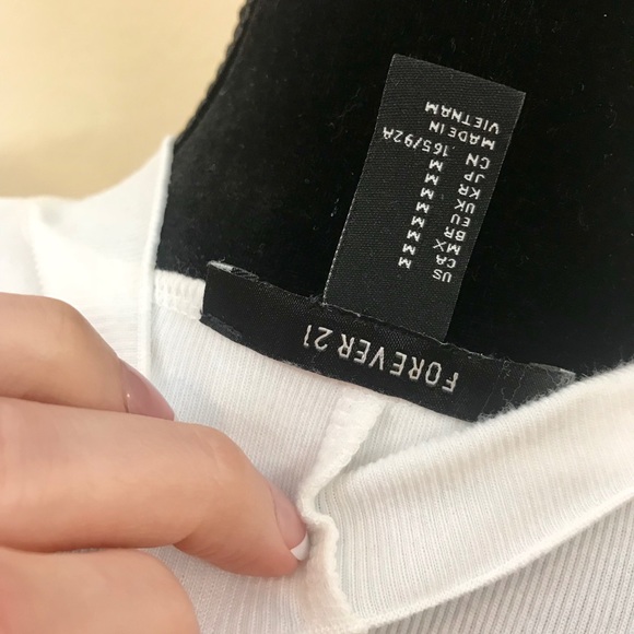 MOCK NECK TOP - Picture 5 of 7